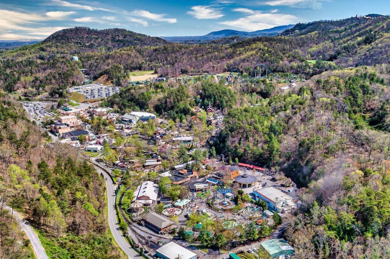 Lazy Bear Den Villa Sevierville Exterior photo